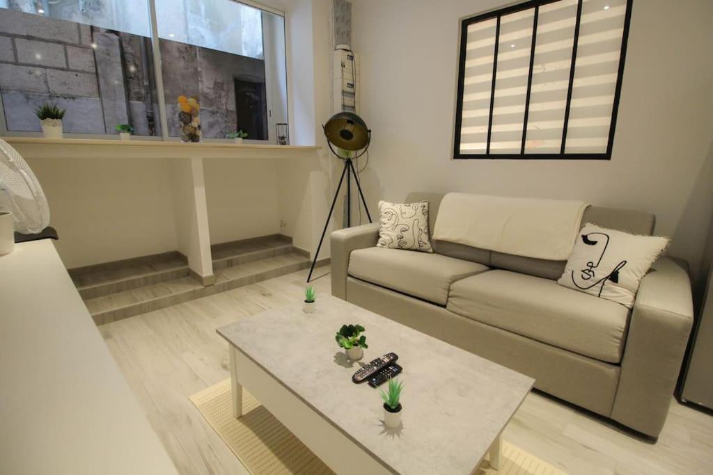 La Bd : Joli T2 Renove /Wi-Fi/Centre-Ville Ангулем Экстерьер фото