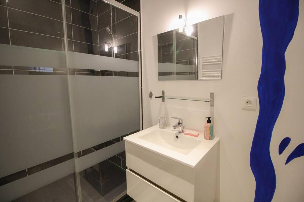 La Bd : Joli T2 Renove /Wi-Fi/Centre-Ville Ангулем Экстерьер фото